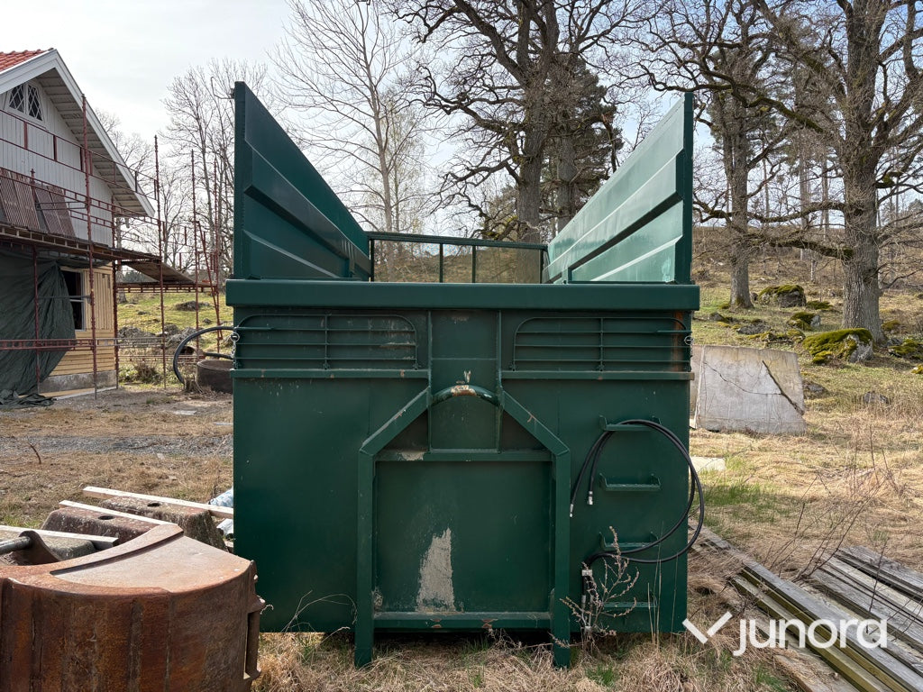 Lastväxlarflak flis/grönfodercontainer 40m3