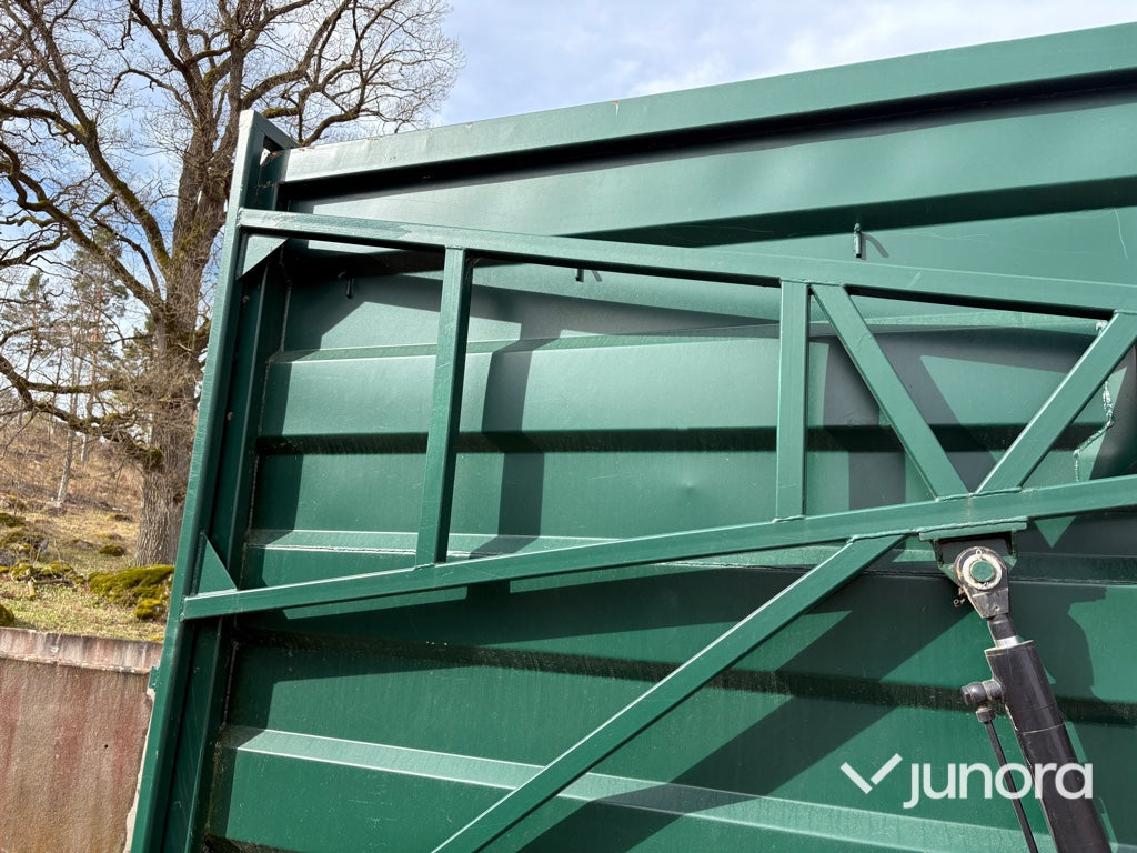 Lastväxlarflak flis/grönfodercontainer 40m3
