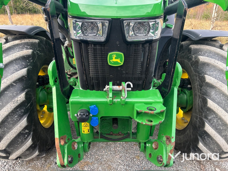 Traktor - John Deere 5125R med lastare & frontlyft