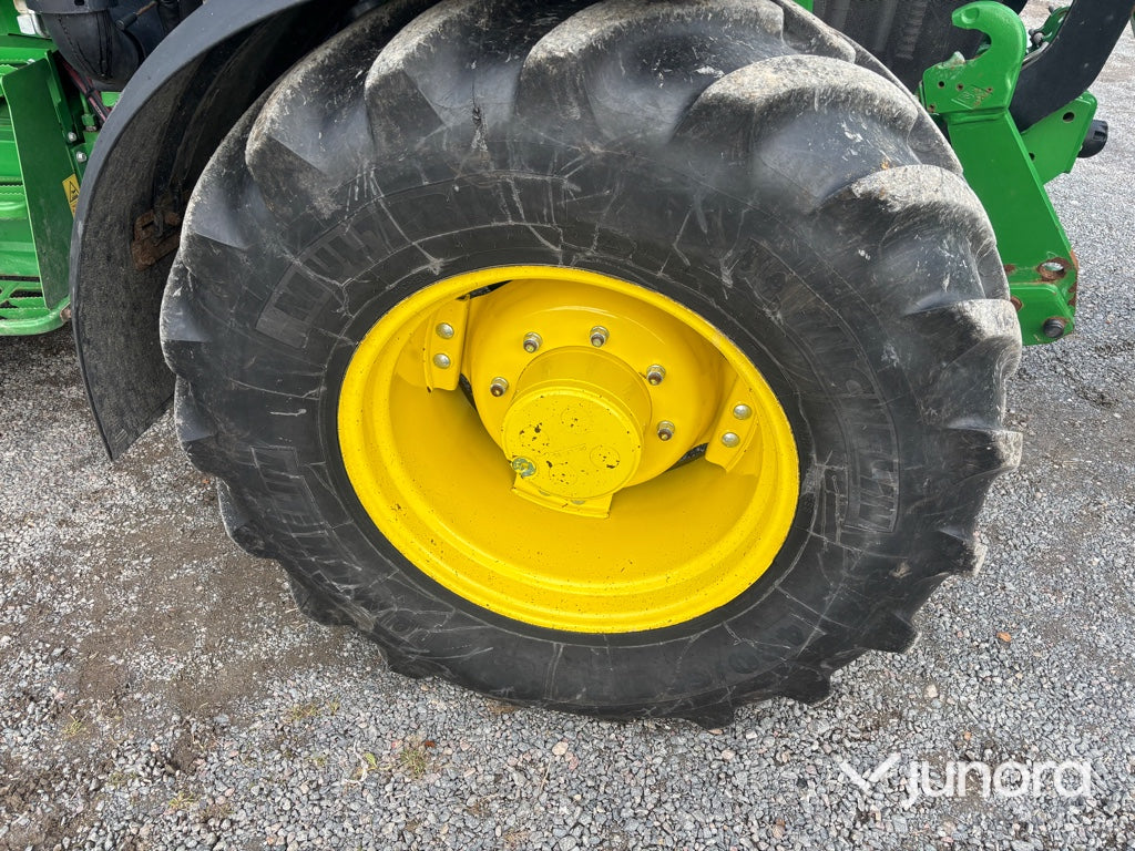 Traktor + Lastare + Frontlyft - John Deere, 5125R