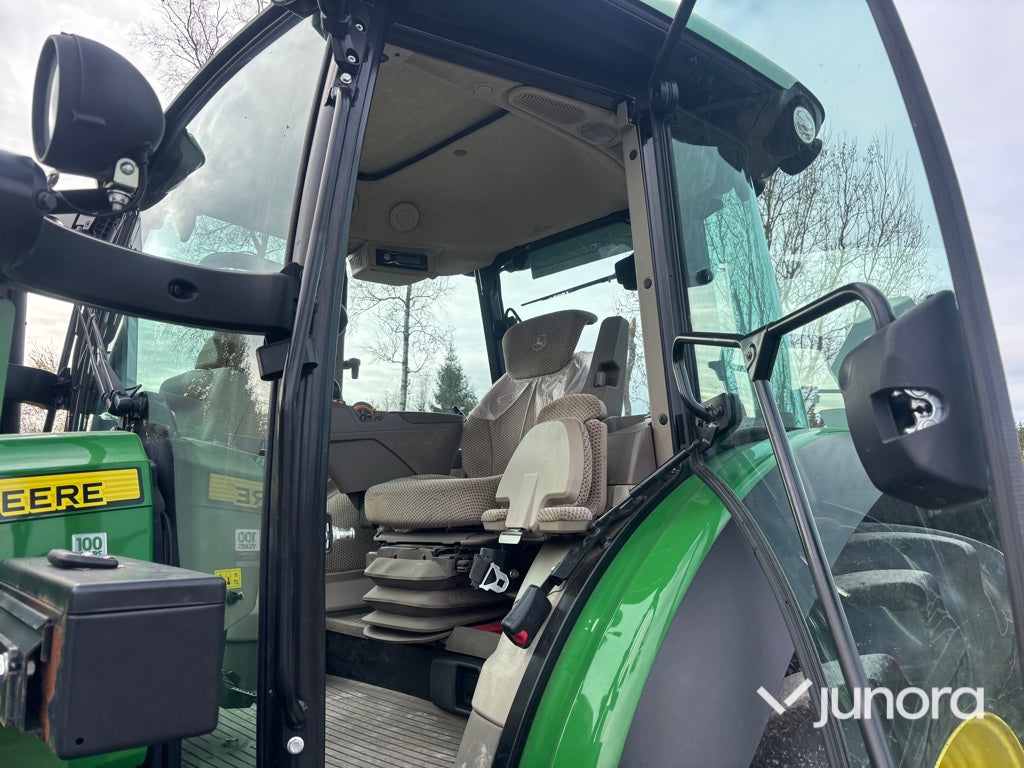 Traktor + Lastare + Frontlyft - John Deere, 5125R