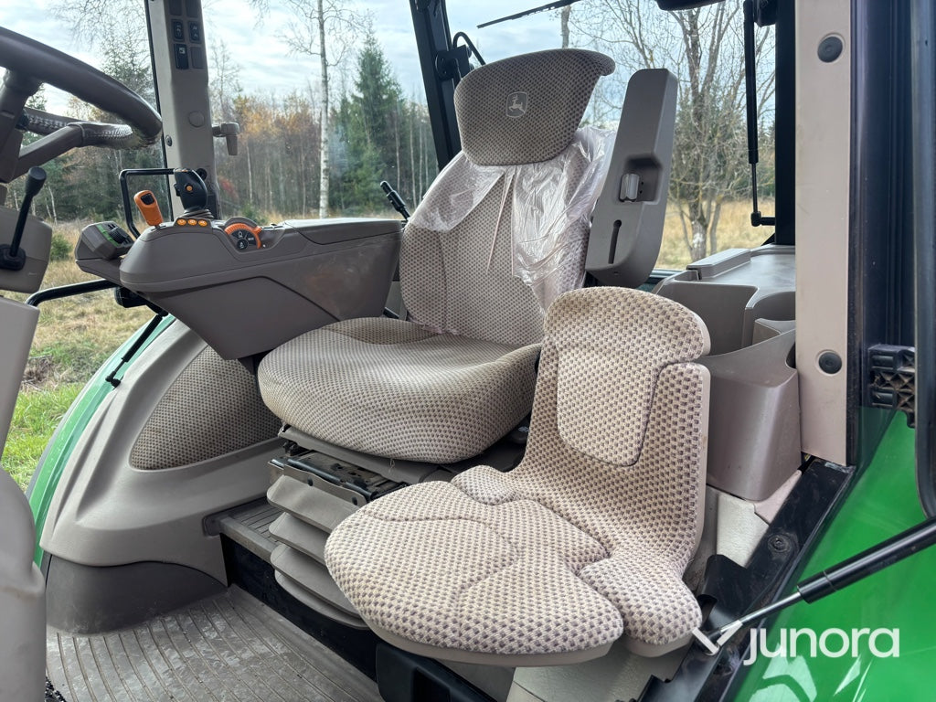 Traktor + Lastare + Frontlyft - John Deere, 5125R