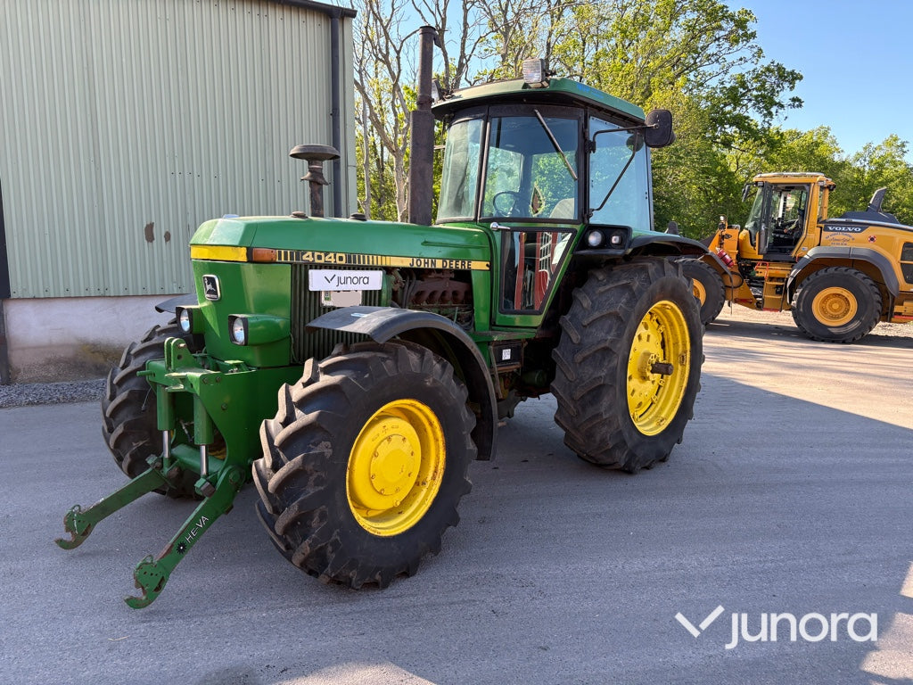 Traktor - John Deere, 4040 QR HFWD