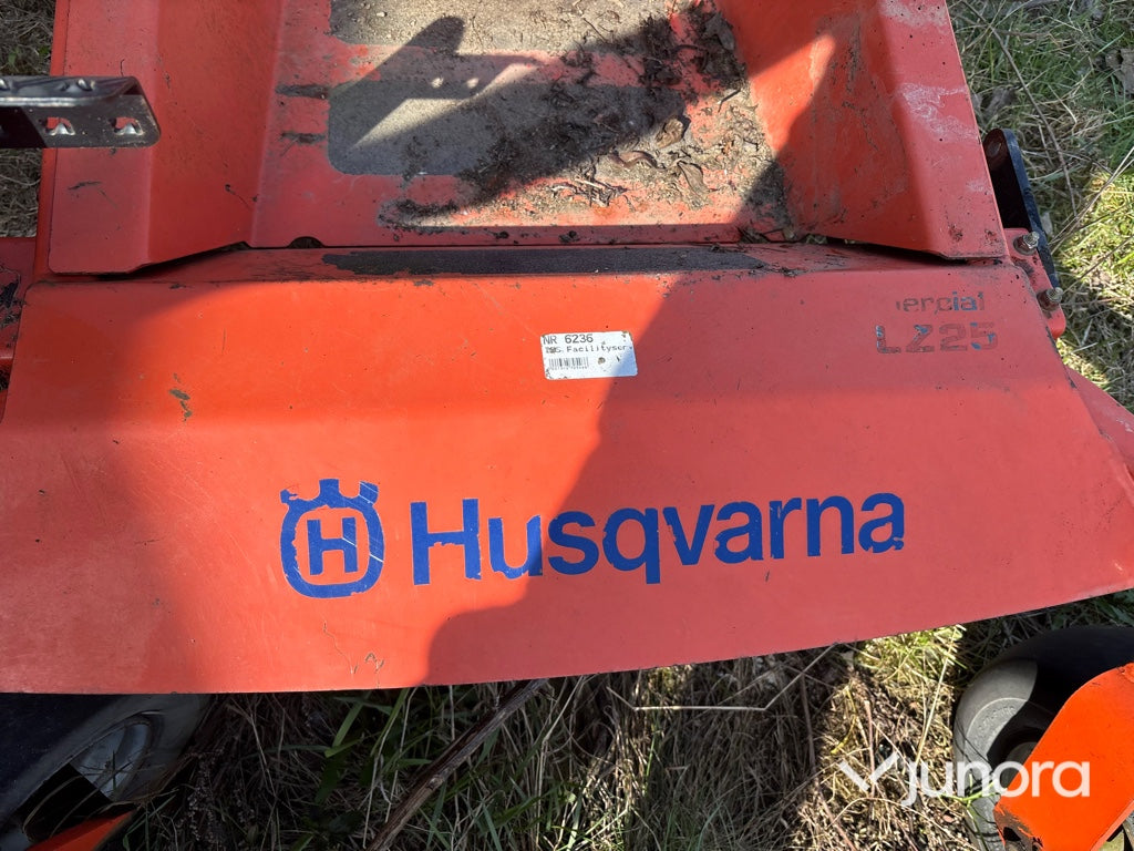 Åkgräsklippare - Husqvarna LZ25