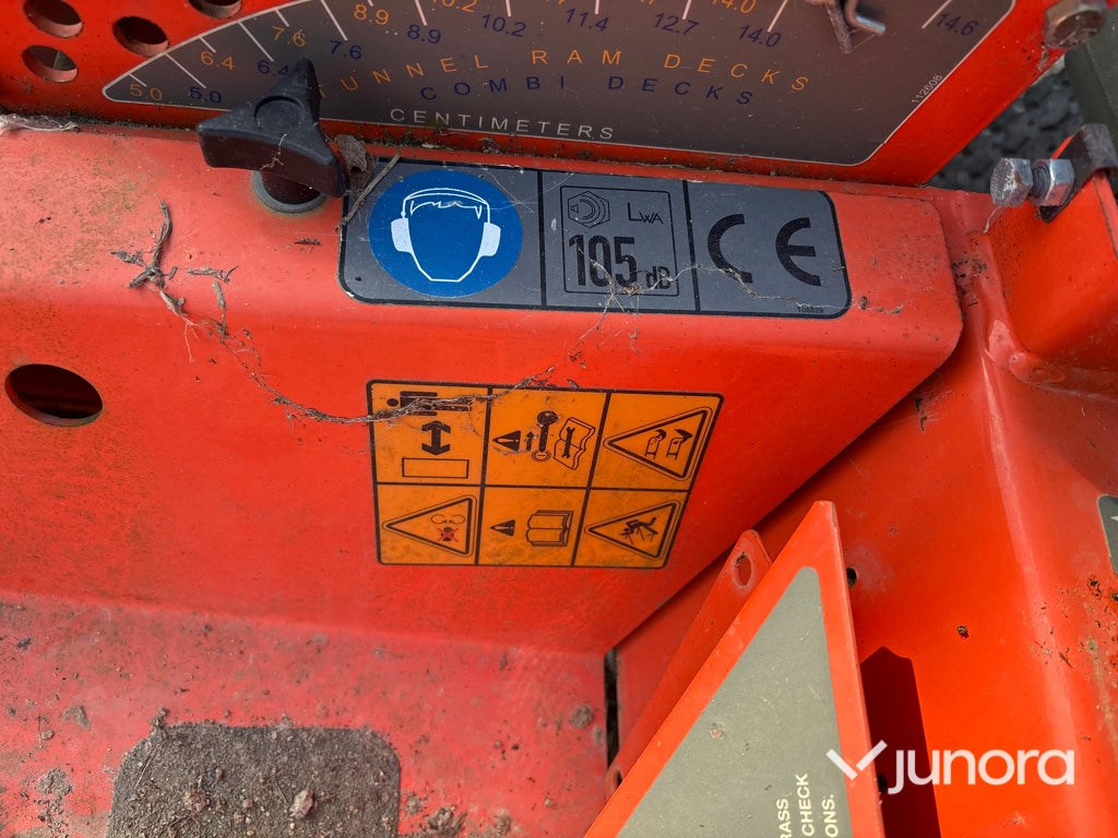 Åkgräsklippare - Husqvarna LZ25