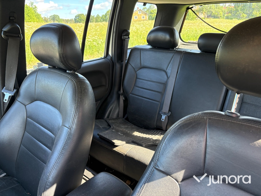 Pickup - Jeep, Cherokee
