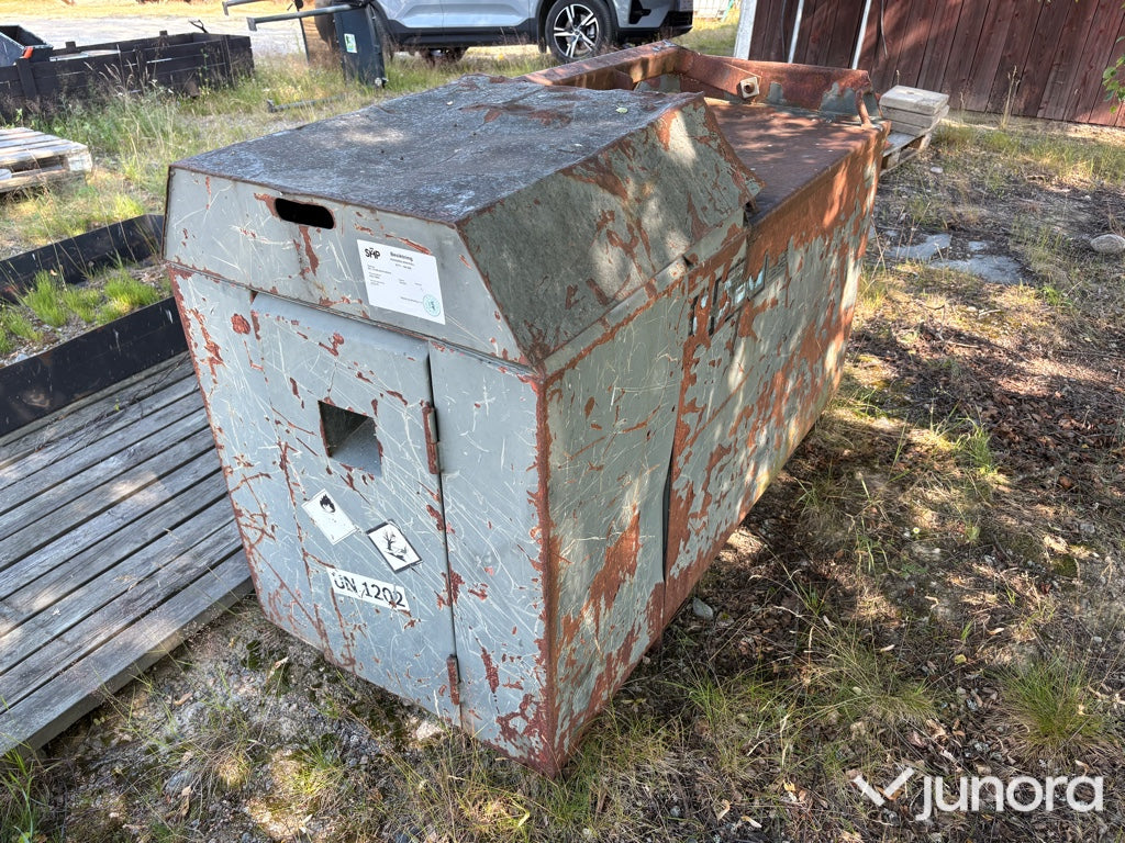 Dieseltank ABG-800 med lyftbåge