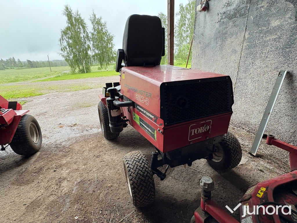 Åkgräsklippare Toro 223-D