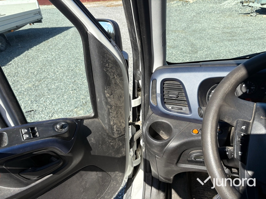 Flakbil -  Iveco, Daily VI