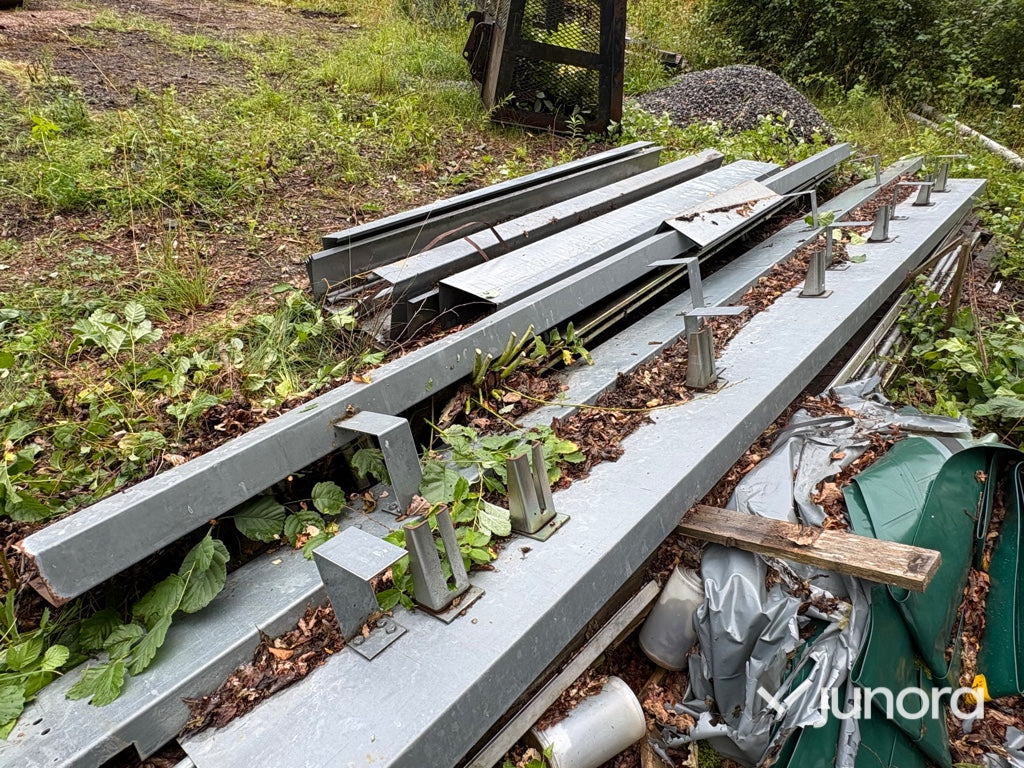 Falldörr/Rullport omonterad  Agrotel 14 × 5 m