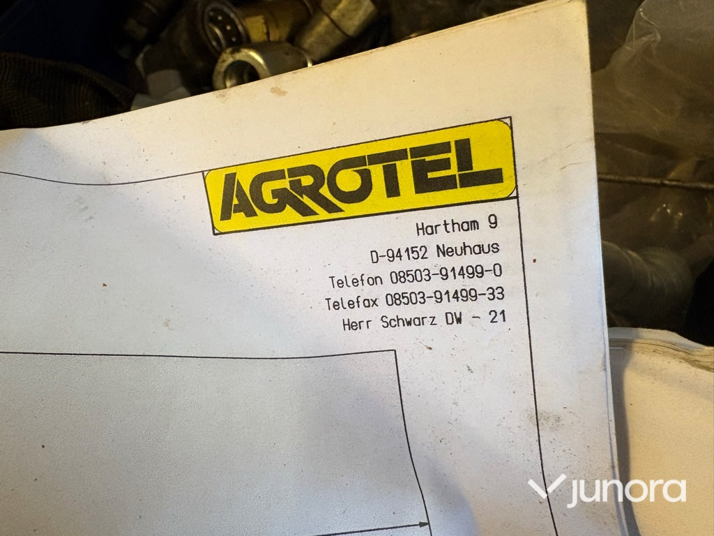 Falldörr/Rullport omonterad  Agrotel 14 × 5 m