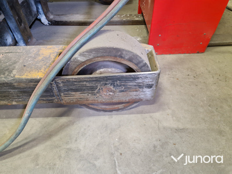 Skjutstativtruck Atlet 140