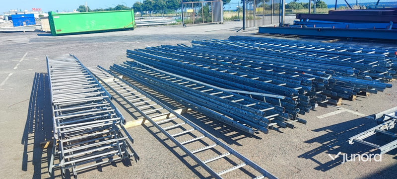 Kabelstegar - ca 150 st, parti