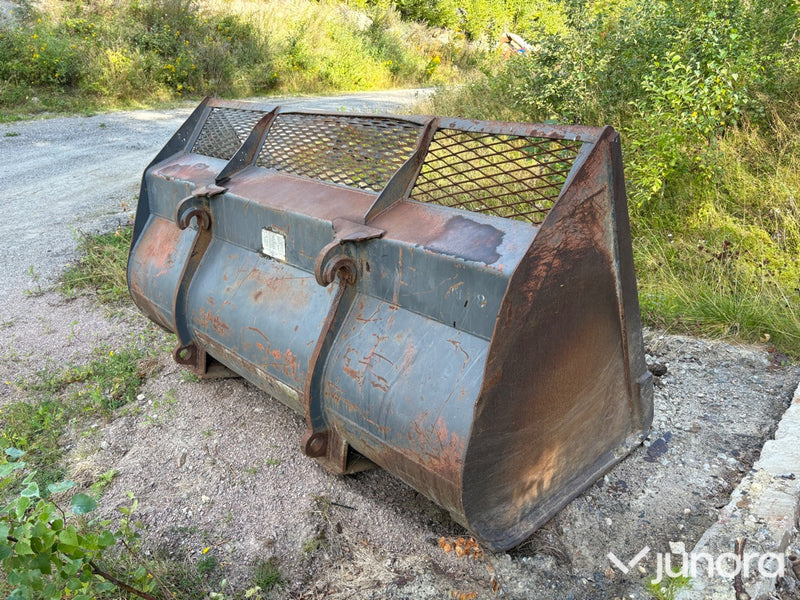 Snöskopa Volvo BM