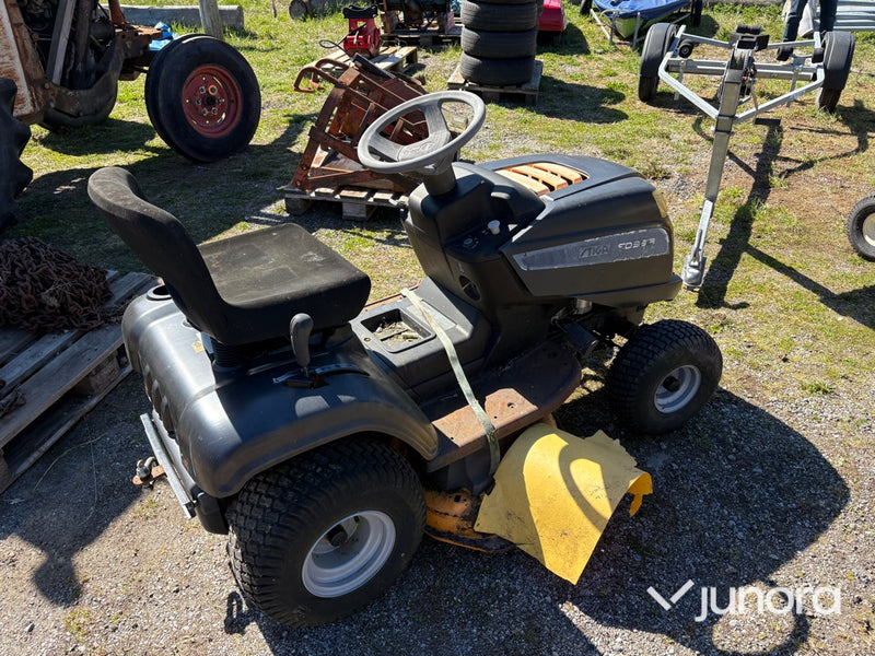 Åkgräsklippare - Stiga, SD 9813