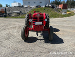 Traktor Bolinder-Munktell Volvo Terrier inkl. Störtbåge & Slåtterbalk