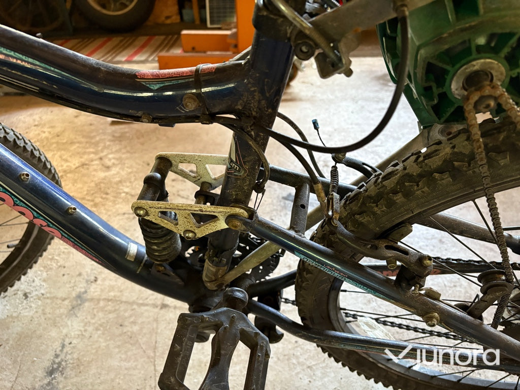 Cykel - Mongoose, Heldämpad