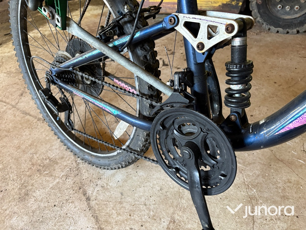 Cykel - Mongoose, Heldämpad