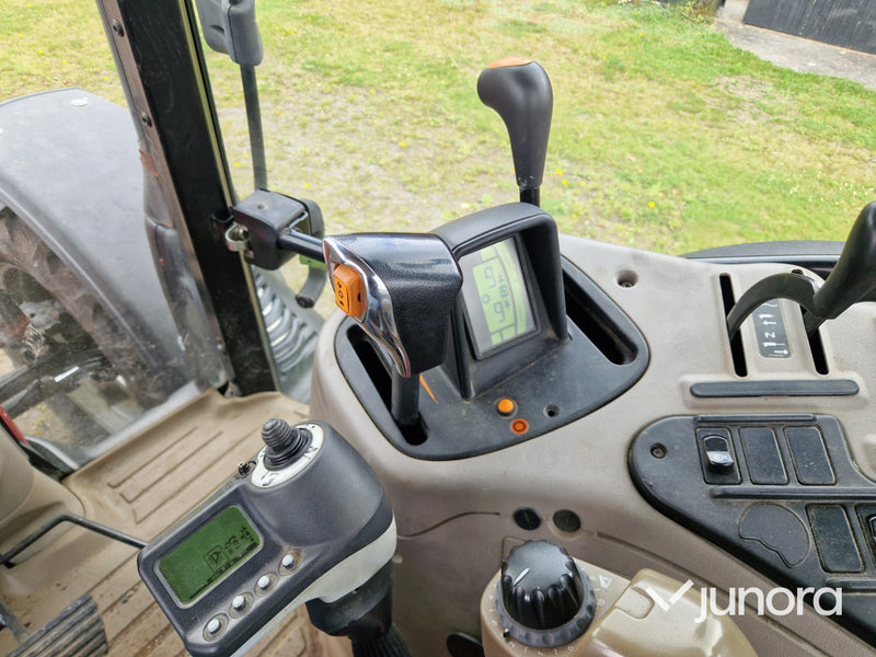 Traktor Case IH Maxxum