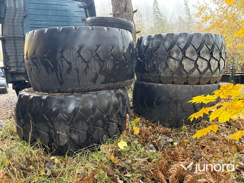 Lastbilsdäck - 750/65 R25,4st