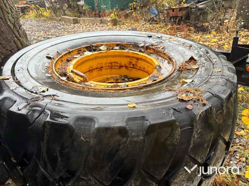 Lastbilsdäck - 750/65 R25,4st