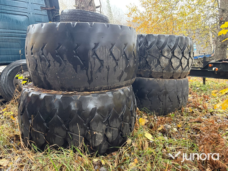 Lastbilsdäck - 750/65 R25,4st