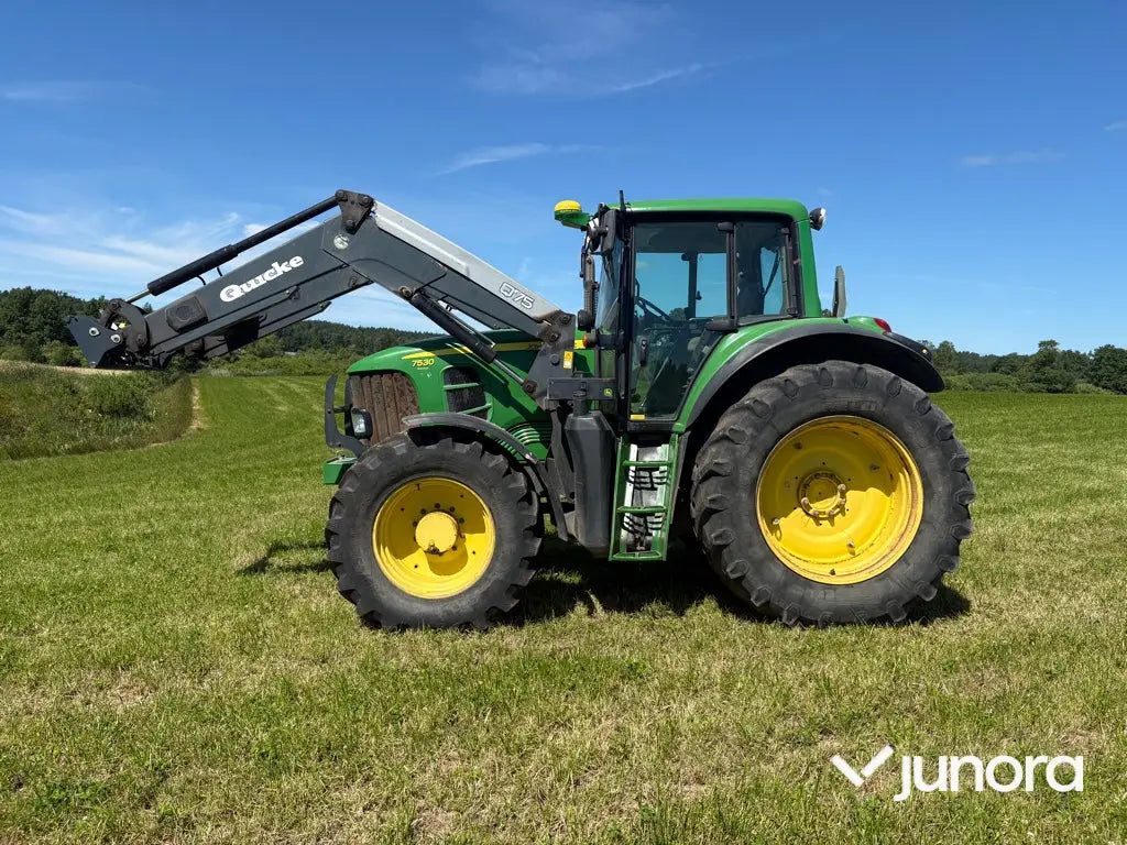 Traktor med frontlastare - John Deere 7530, Quicke Q75