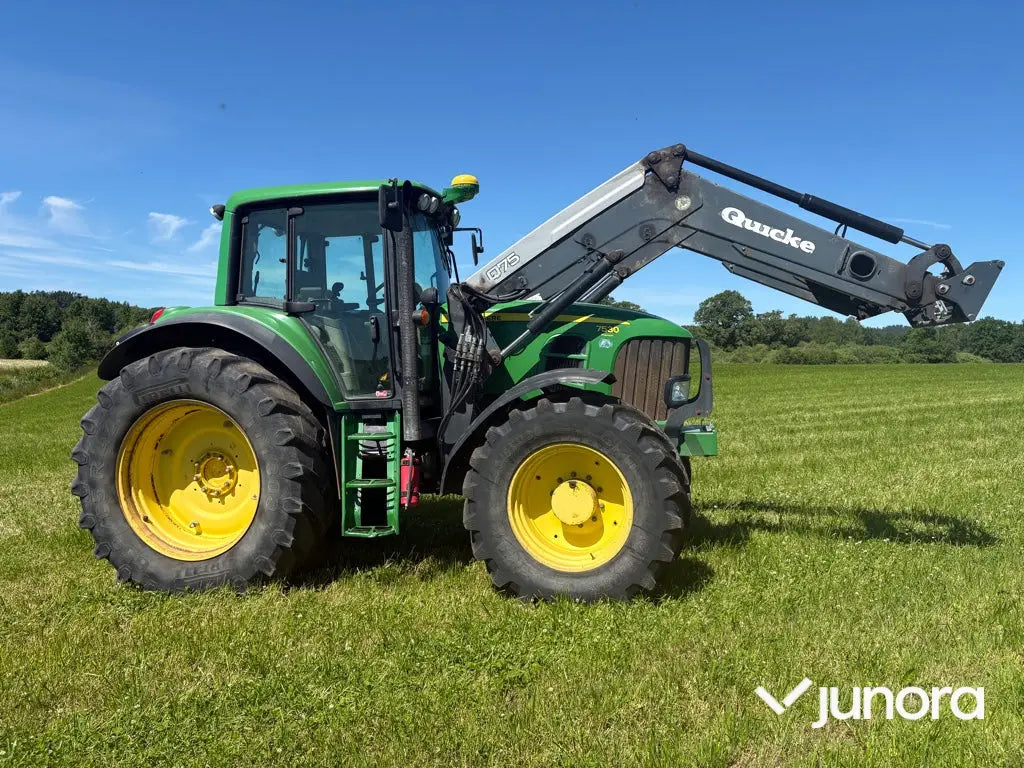 Traktor med frontlastare - John Deere 7530, Quicke Q75