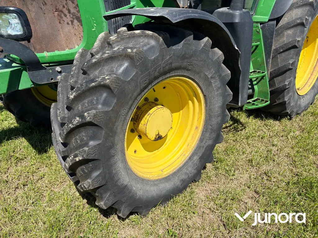 Traktor med frontlastare - John Deere 7530, Quicke Q75
