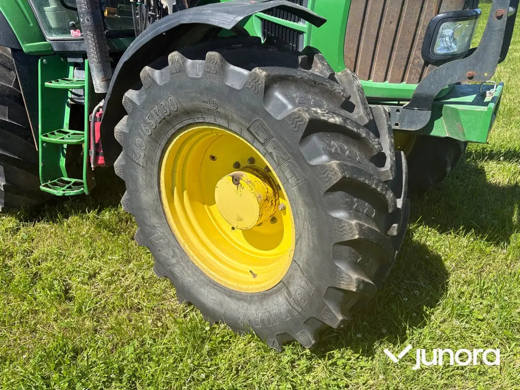 Traktor med frontlastare - John Deere 7530, Quicke Q75