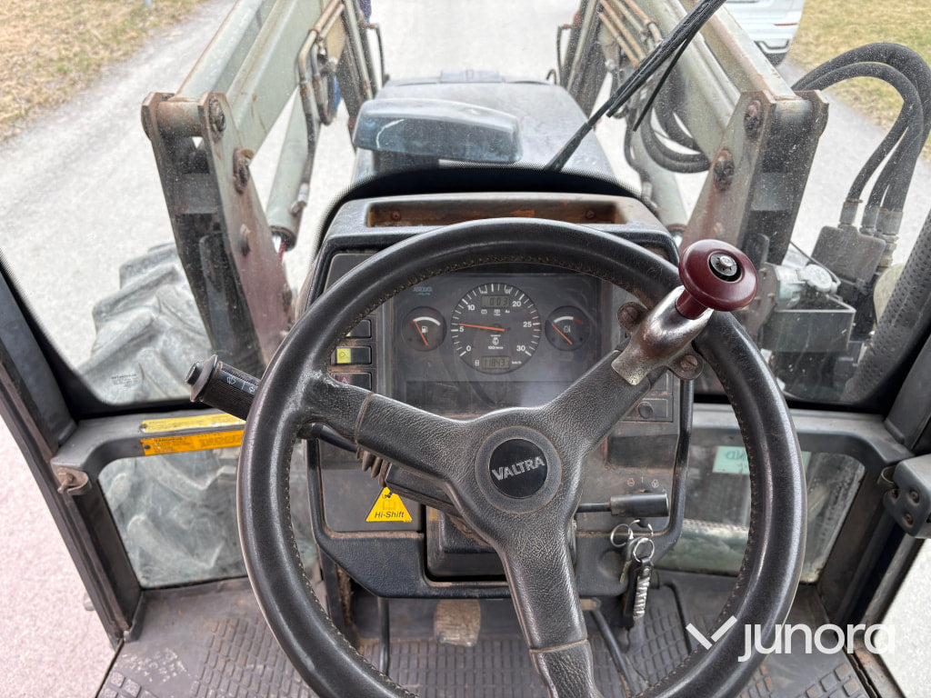 Valtra Valmet 6200