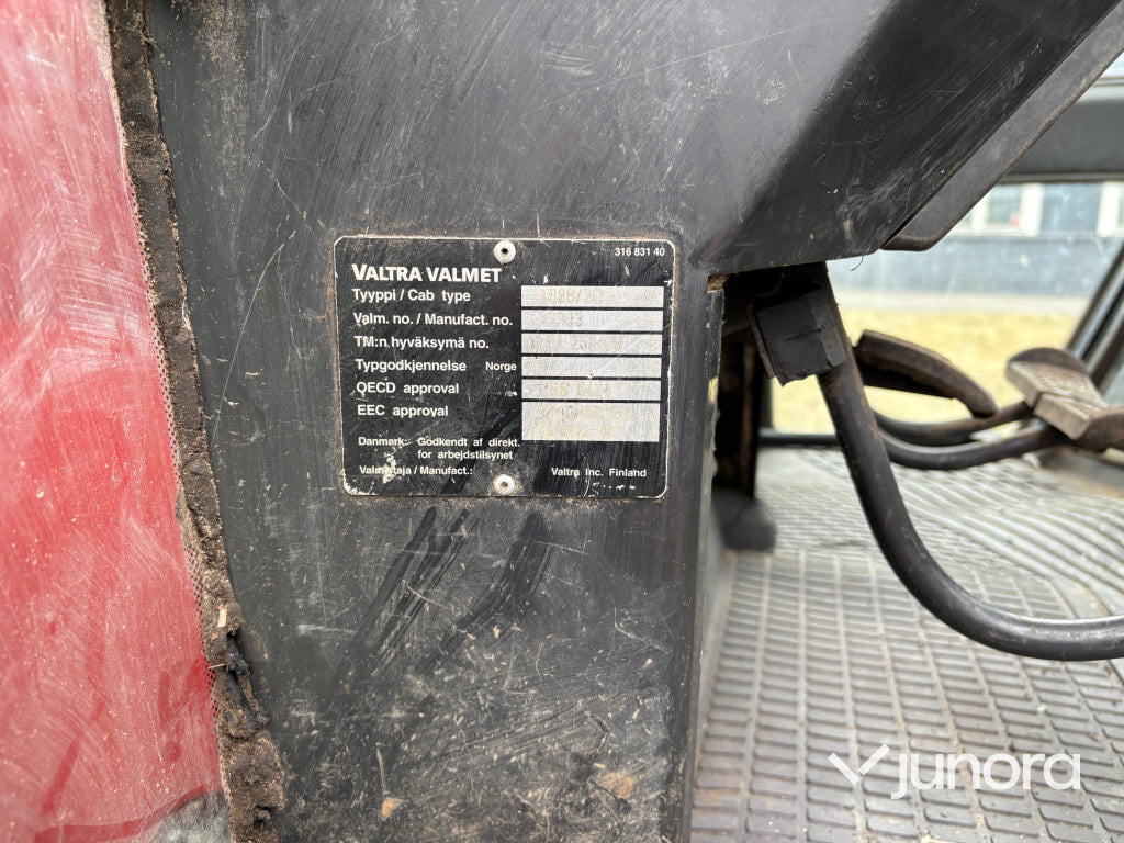 Valtra Valmet 6200