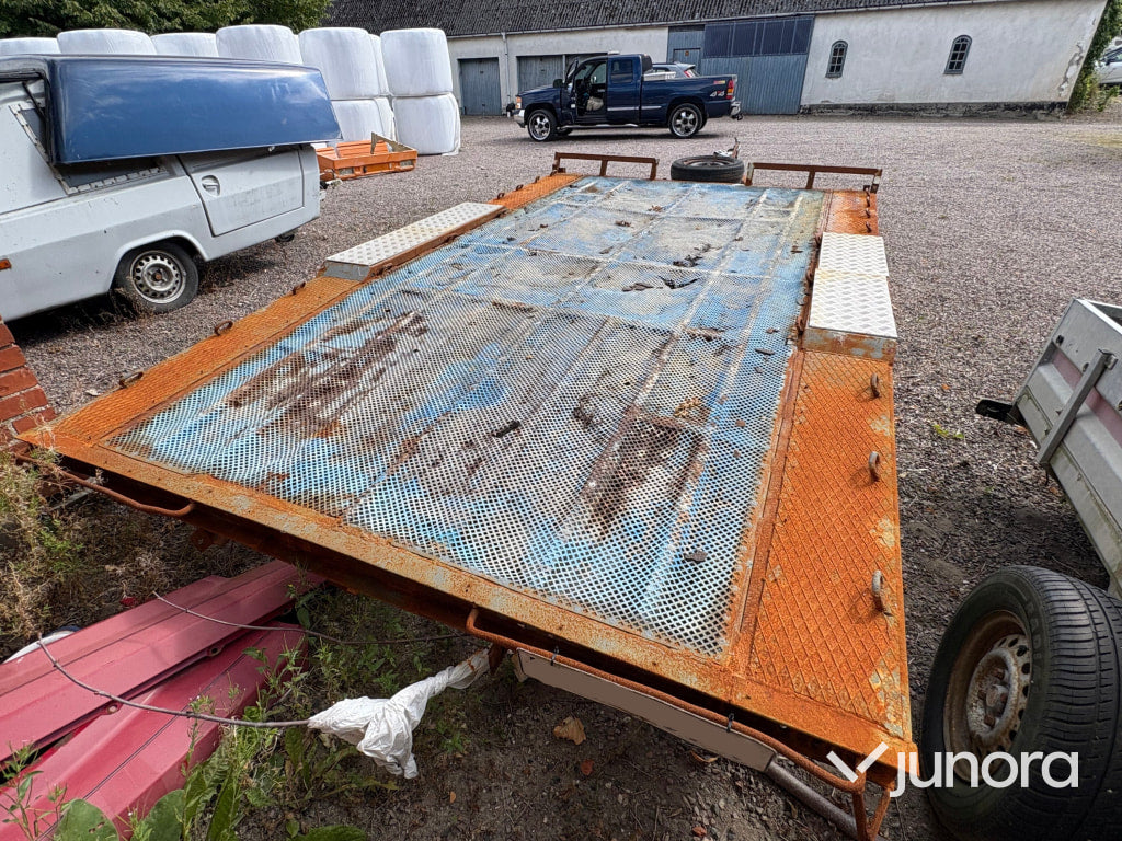 Maskinsläp/biltransport Heby-trailer 200