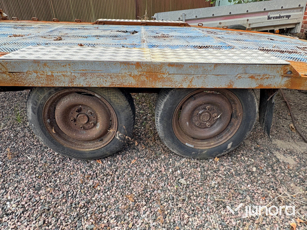 Maskinsläp/biltransport Heby-trailer 200