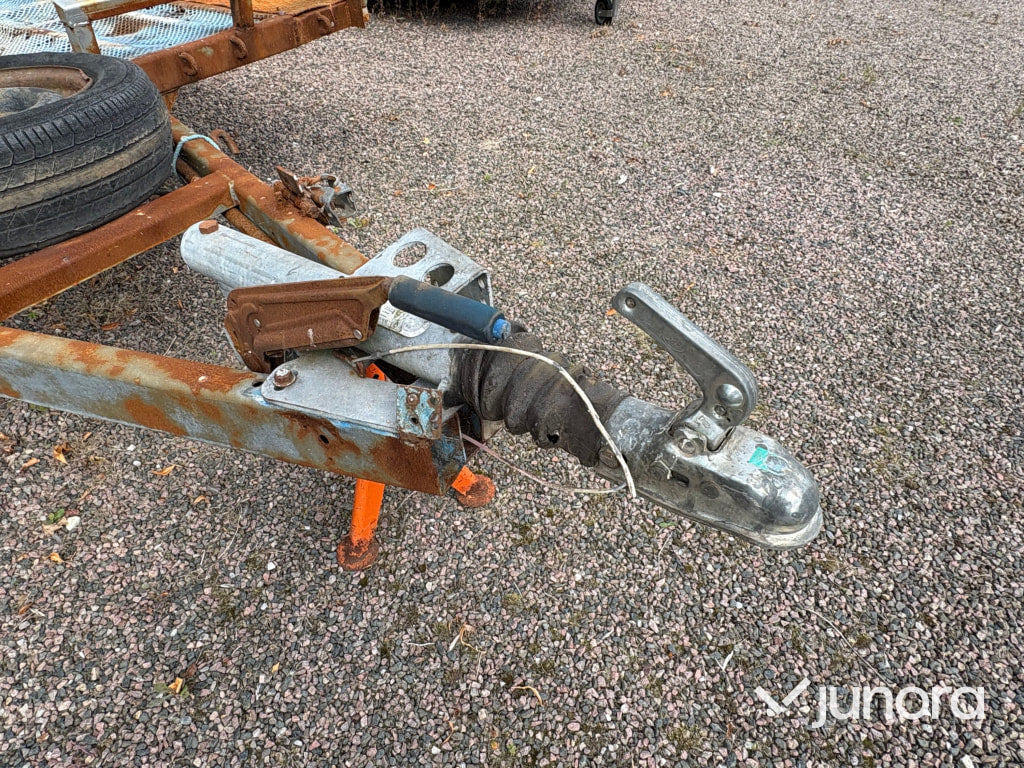 Maskinsläp/biltransport Heby-trailer 200