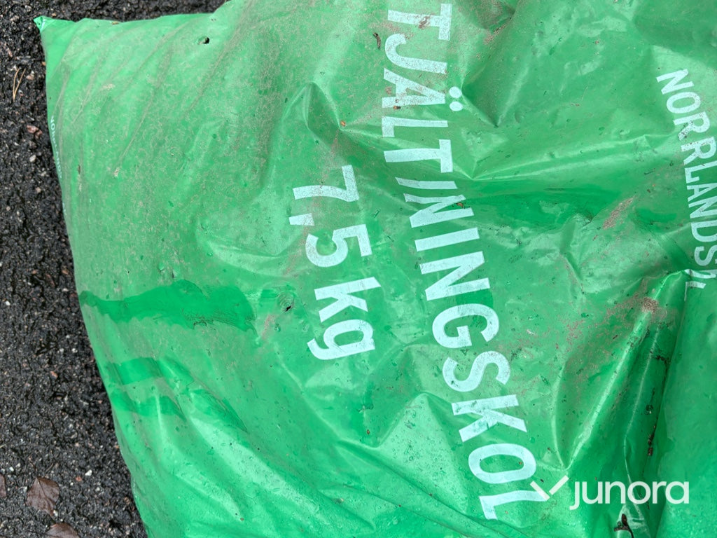 Tjältiningskol – 7,5 kg påsar, 30 st