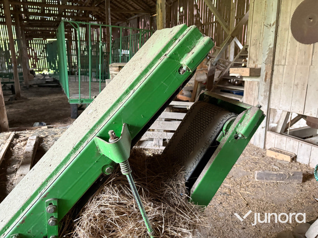 Småbalspress/Hårdpress DEUTZ FAHR HD 380 med balkastare DEUTZ FAHR BS 345