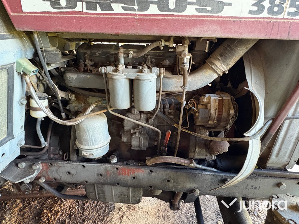 Traktor Ursus C-385