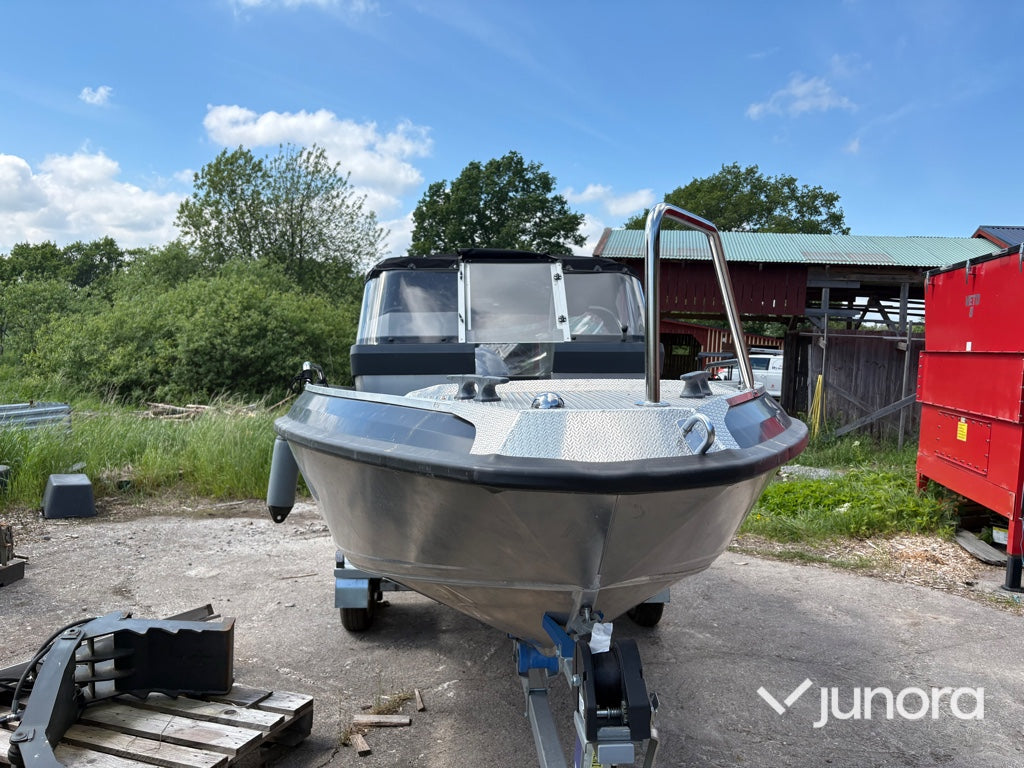 Motorbåt med trailer - Buster, L2, Comfort Edition