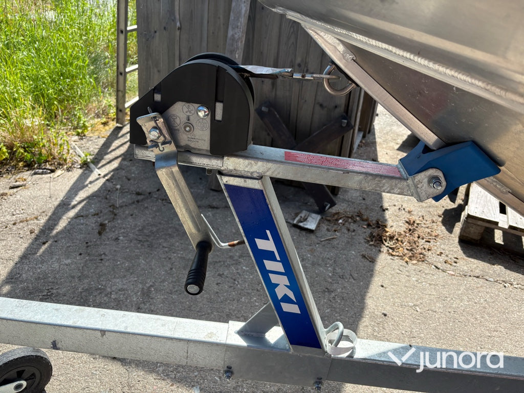Motorbåt med trailer - Buster, L2, Comfort Edition