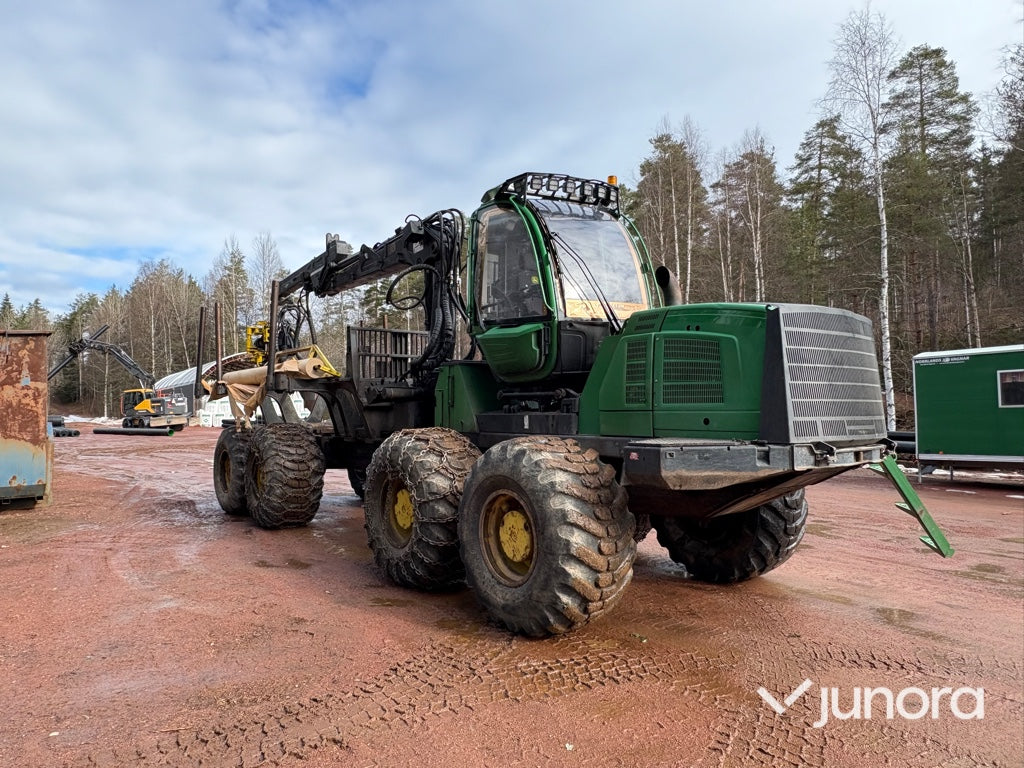Skotare - John Deere 1910E, med Energiklipp & Grip