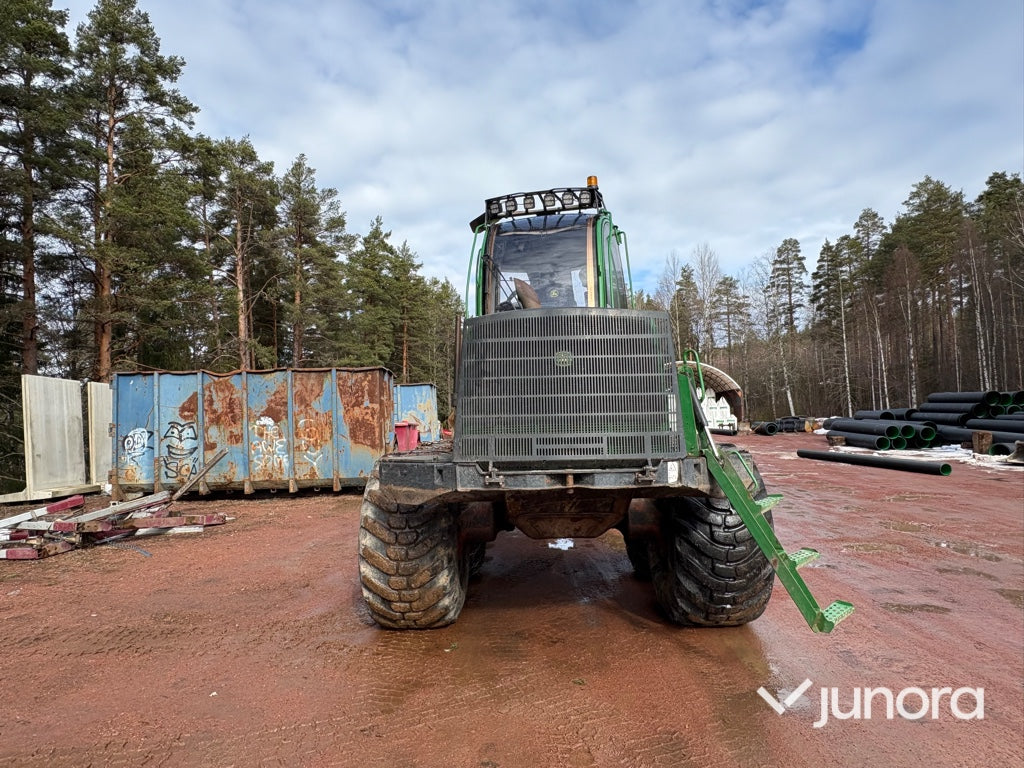 Skotare - John Deere 1910E, med Energiklipp & Grip