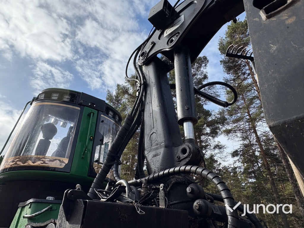 Skotare - John Deere 1910E, med Energiklipp & Grip