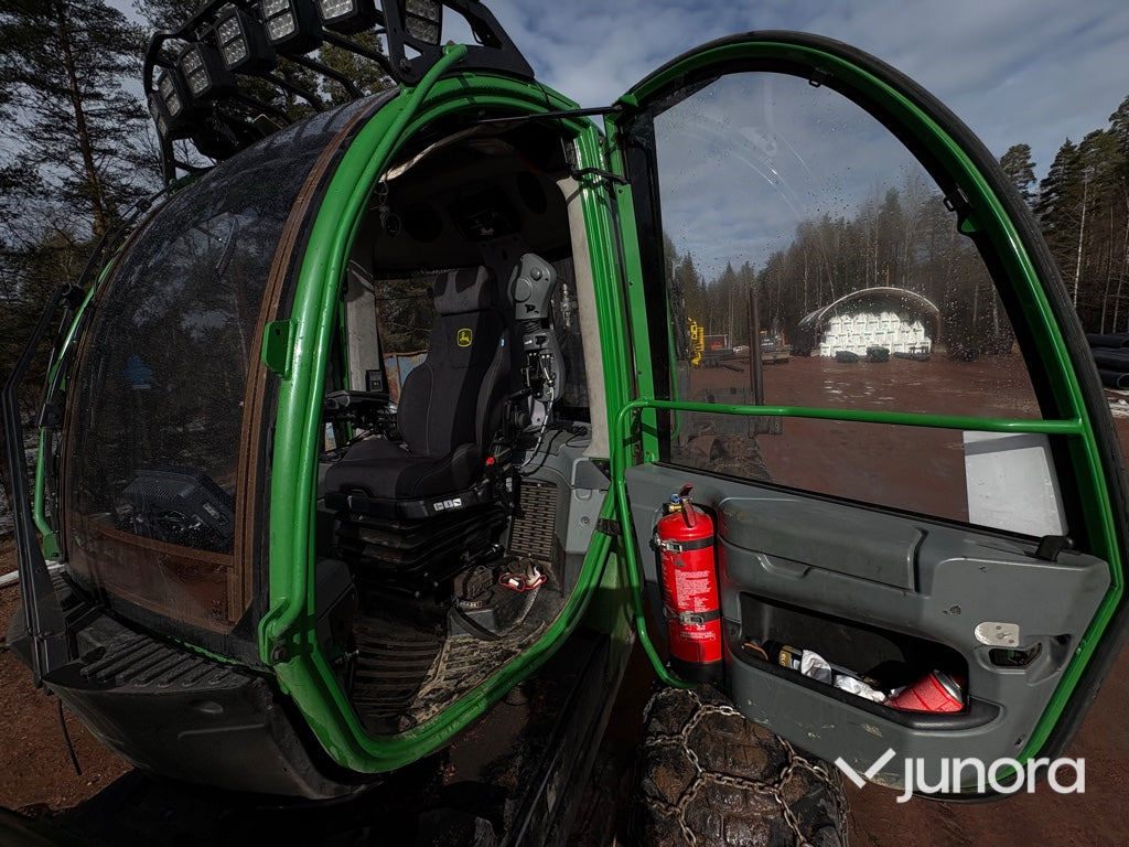Skotare - John Deere 1910E, med Energiklipp & Grip