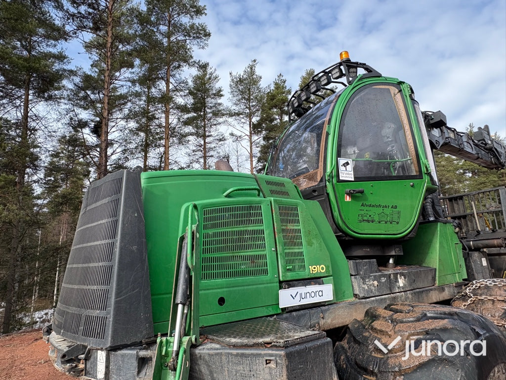 Skotare - John Deere 1910E, med Energiklipp & Grip