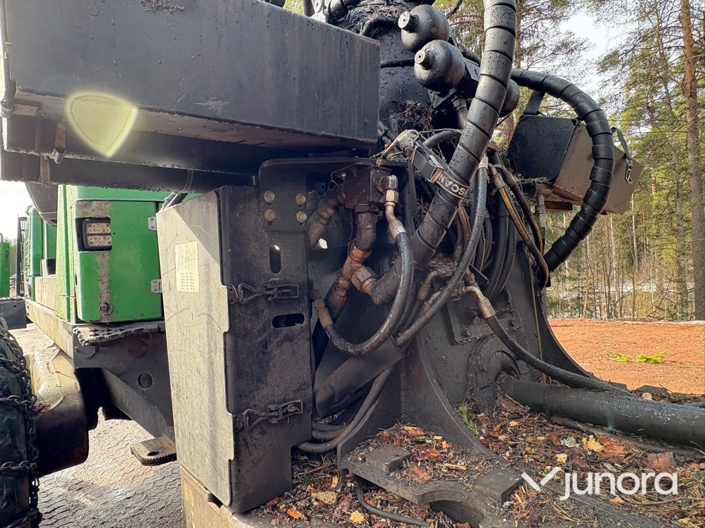 Skotare - John Deere 1910E, med Energiklipp & Grip