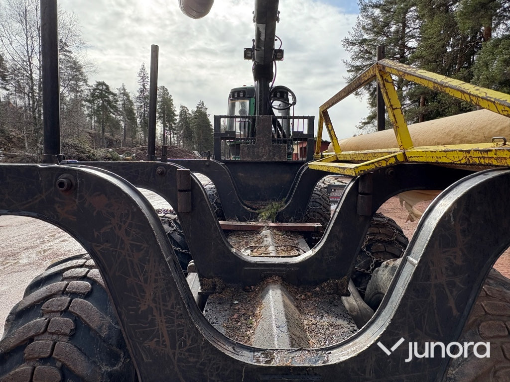 Skotare - John Deere 1910E, med Energiklipp & Grip