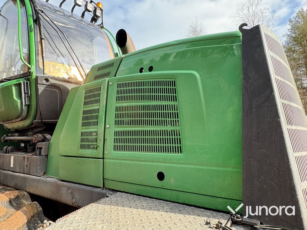 Skotare - John Deere 1910E, med Energiklipp & Grip