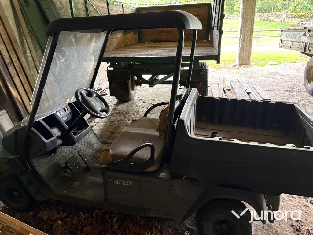 Arbetsfordon Cushman Hauler 1200