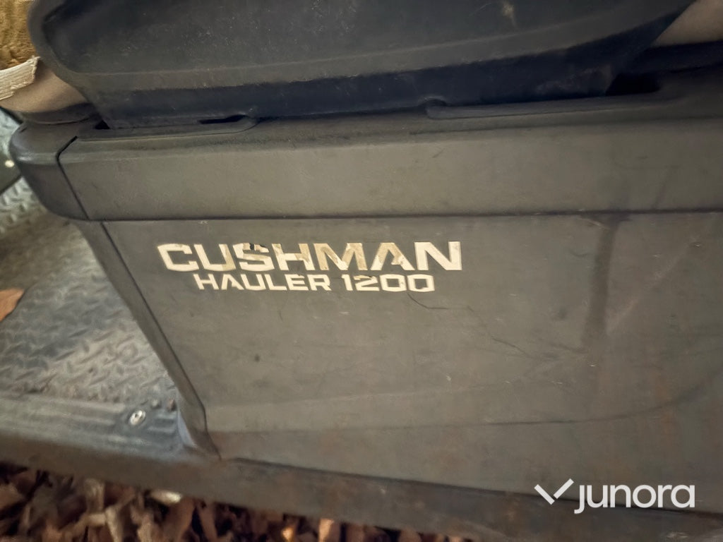 Arbetsfordon Cushman Hauler 1200